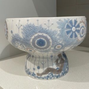 lladro Pastoral bowl #1114, 1971 Retired